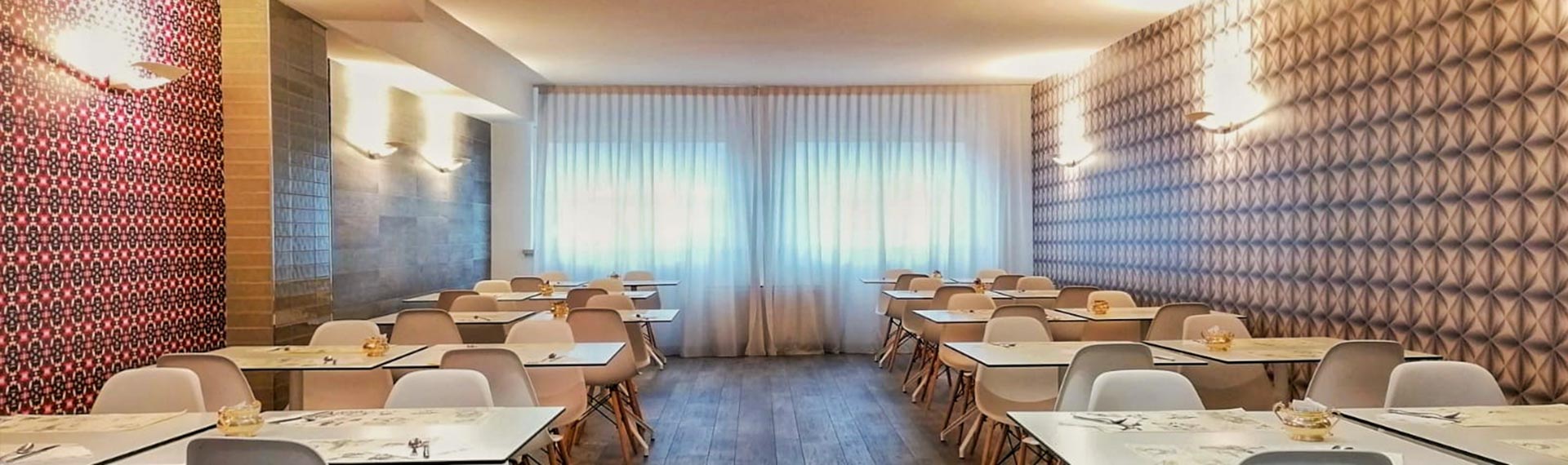 Breakfast room - Hotel Napoleon in Lucca